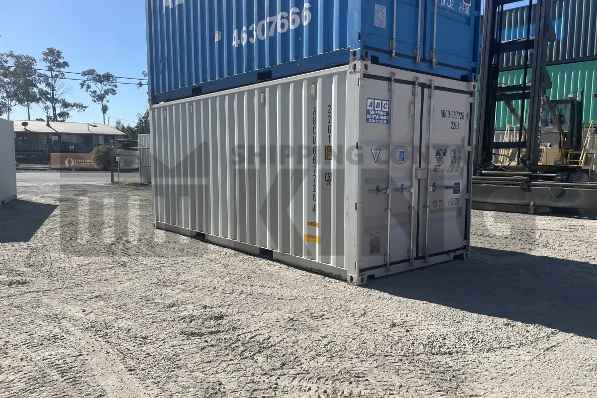 Container product image.