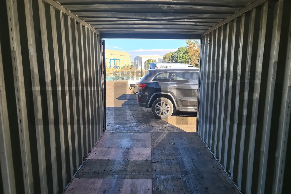 Container product image.