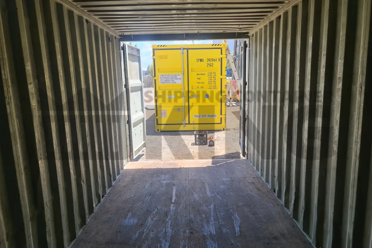 Container product image.