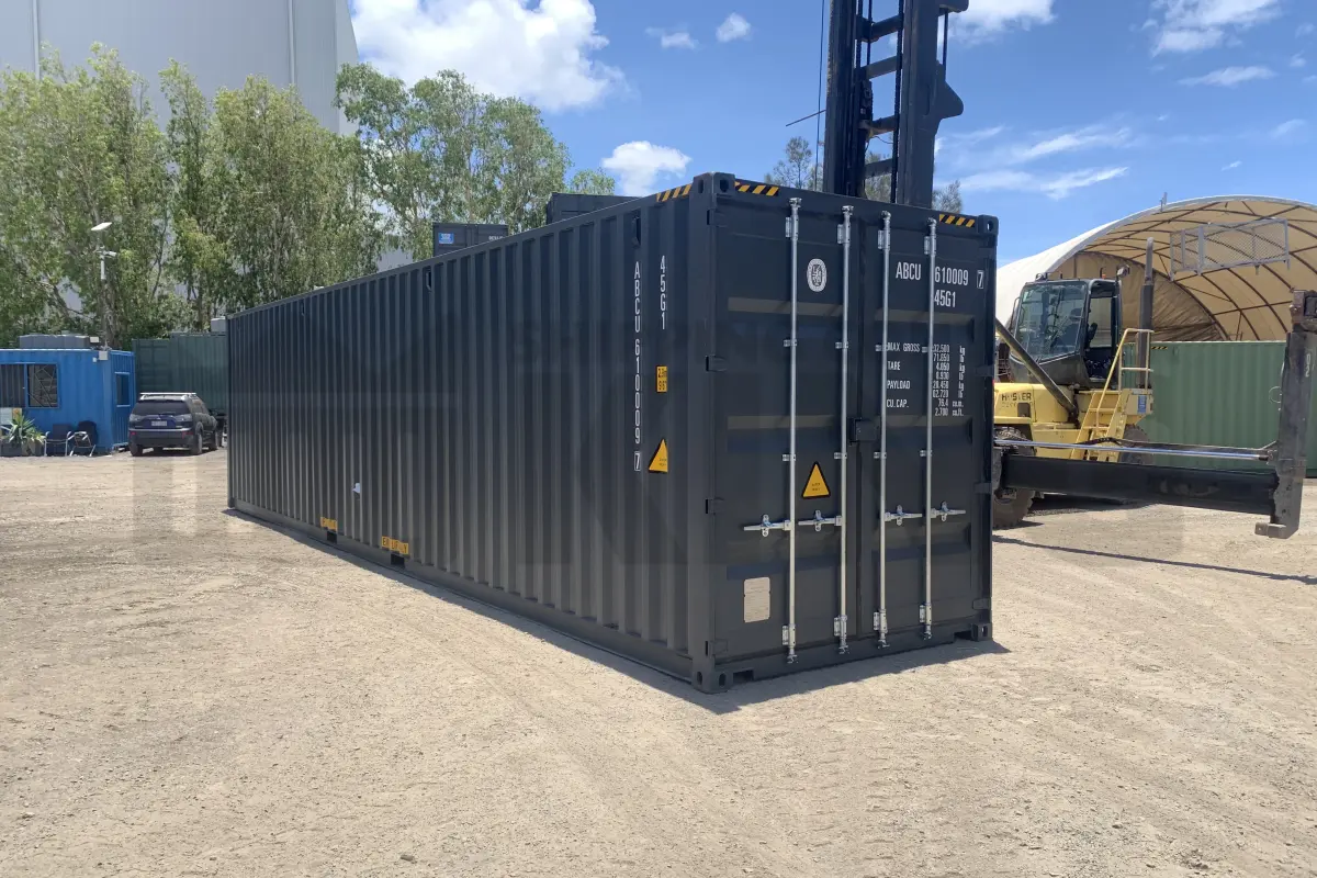 40' High Cube Shipping Container (Steel Floor)