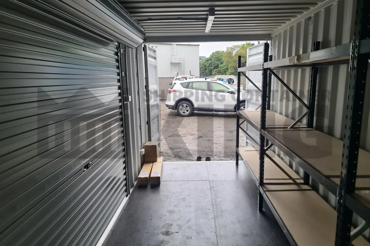Container product image.