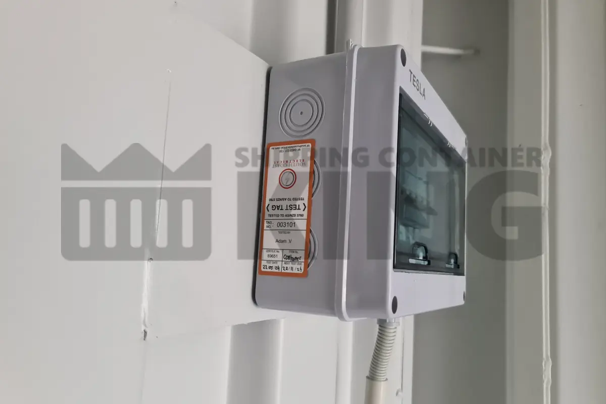 Container product image.