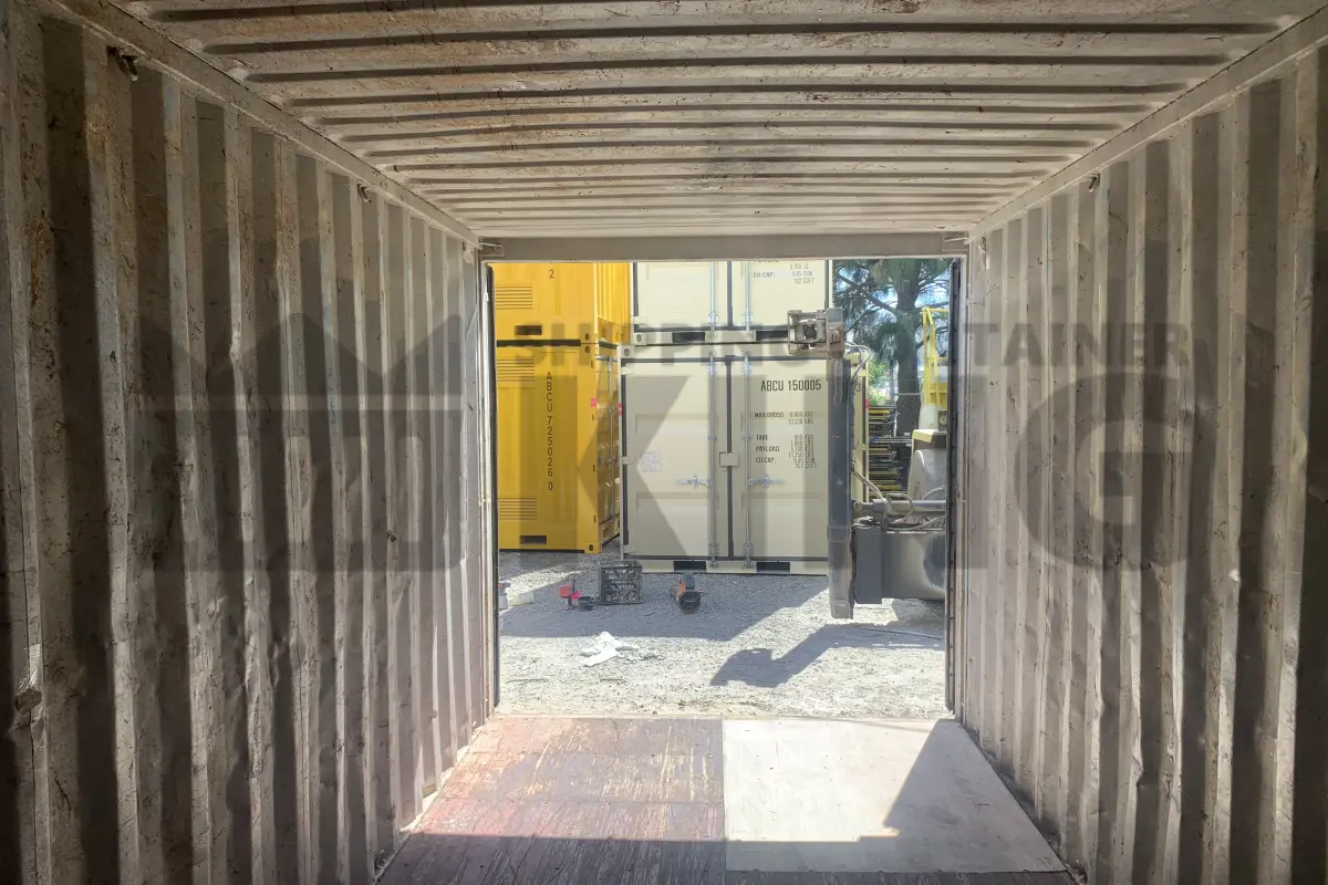Container product image.