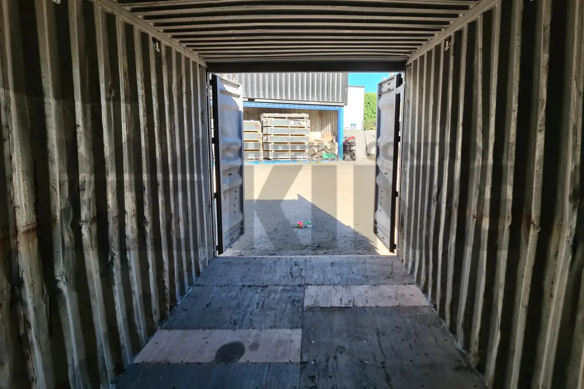 Container product image.